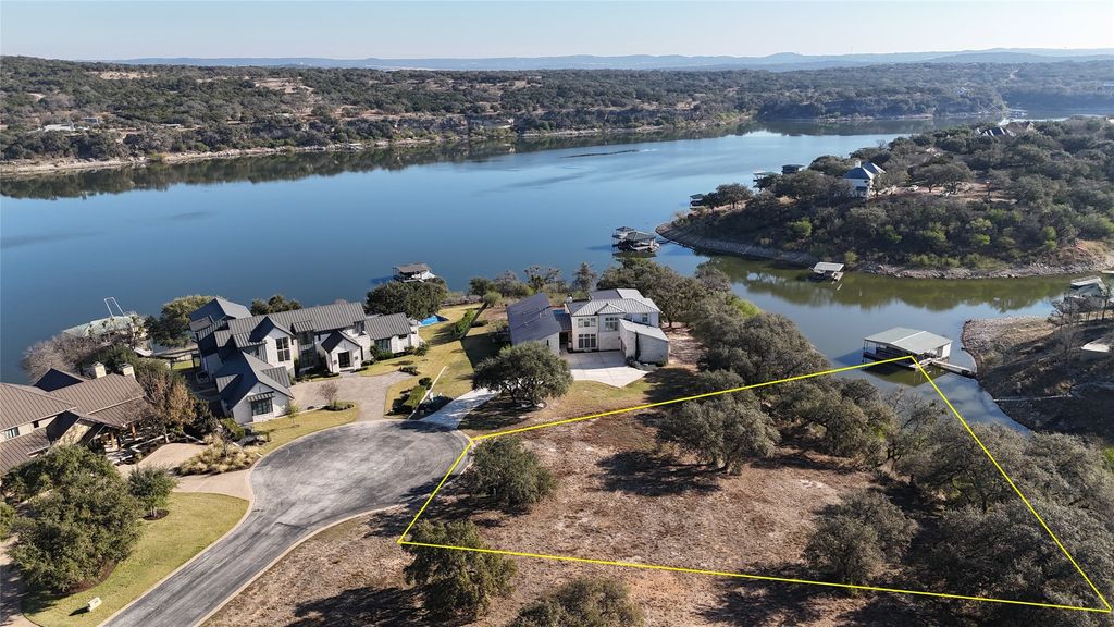 3517 Kahala Sunset Drive, Spicewood
