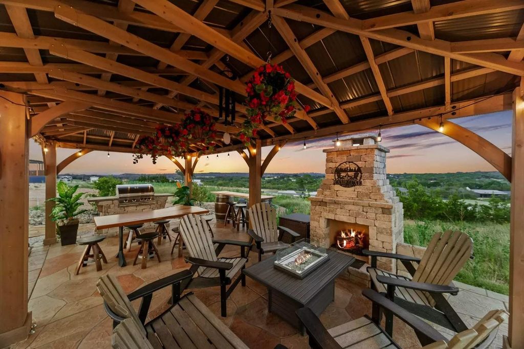 5386 Ranch Road 1376 Road 174, Fredericksburg