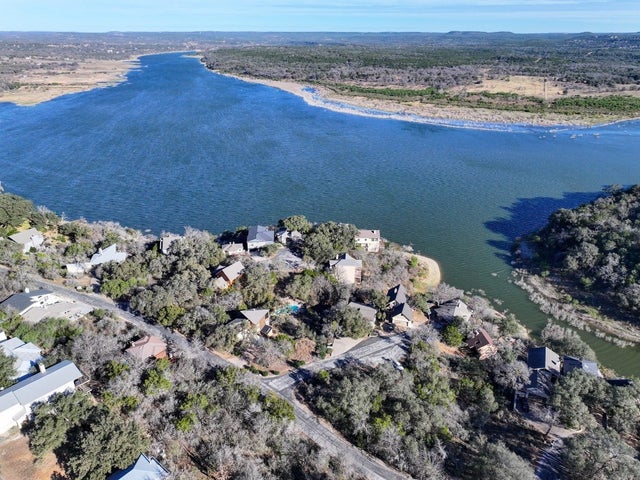 102 Coventry Coventry Road, Spicewood