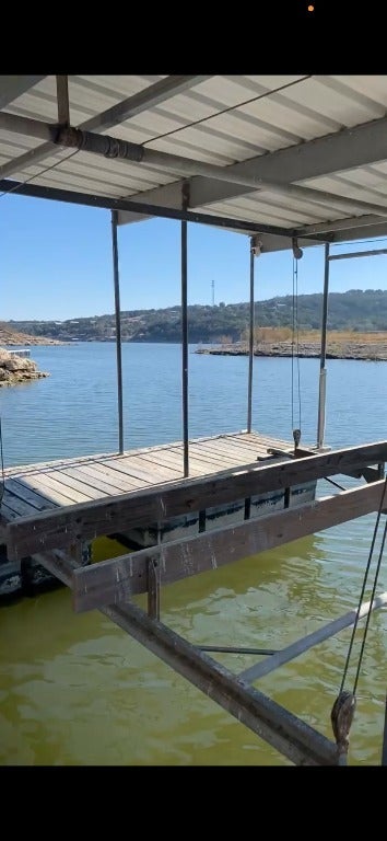 1300 Gold Lane, Lago Vista