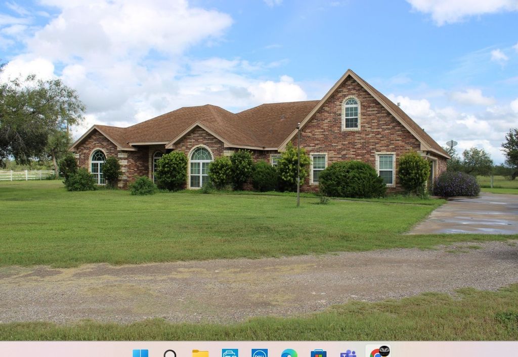 375 W County Road 401 Road, Premont
