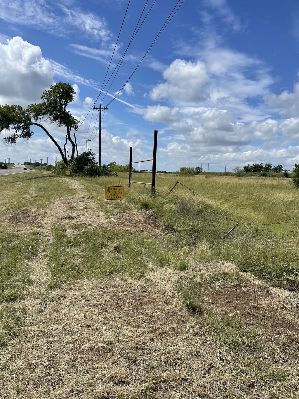 316 Hwy Us 183 North, Briggs