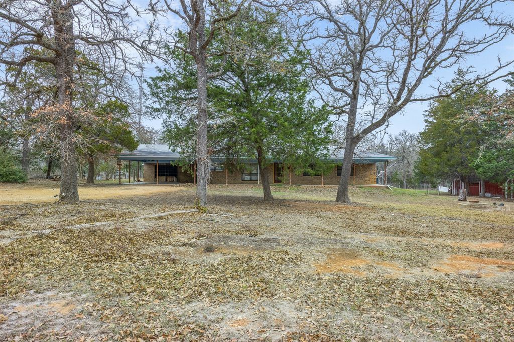 150 Turner Lane, Paige