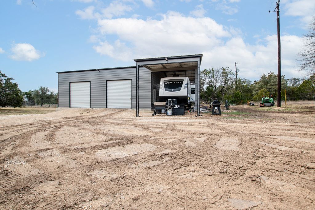 11990 Fm 580 E, Kempner
