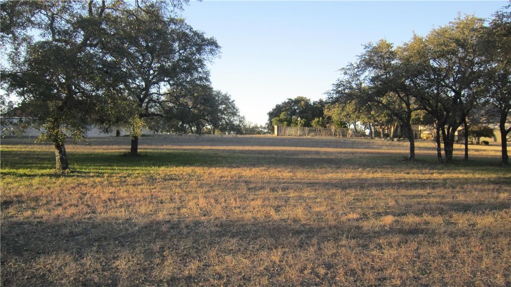 2604 Countryside Circle, Spicewood