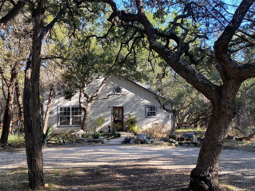 1850 N Rainbow Ranch Road N, Wimberley