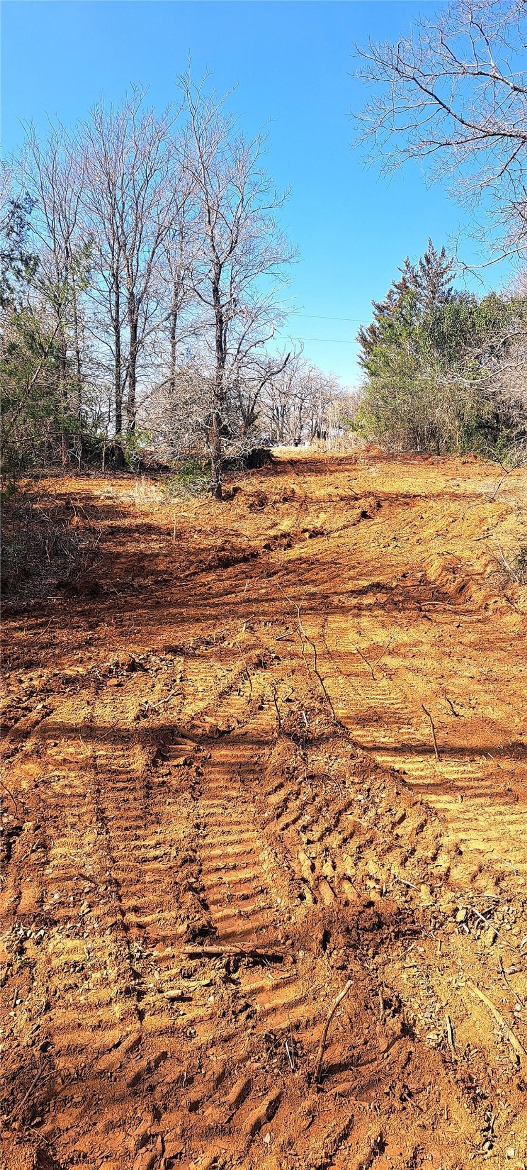 335 County Road N, Rockdale