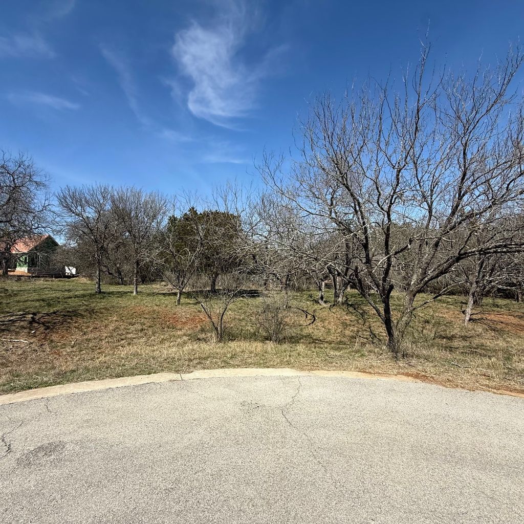808 Sky Lane, Horseshoe Bay