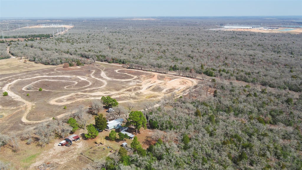 4066 County Road 448, Thorndale