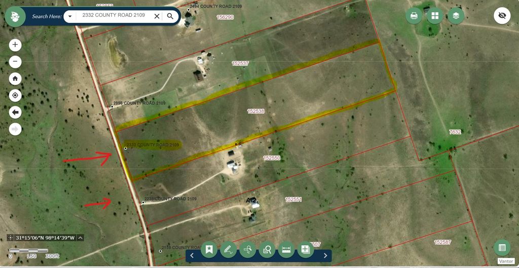 2332 County Road 2109, Lometa