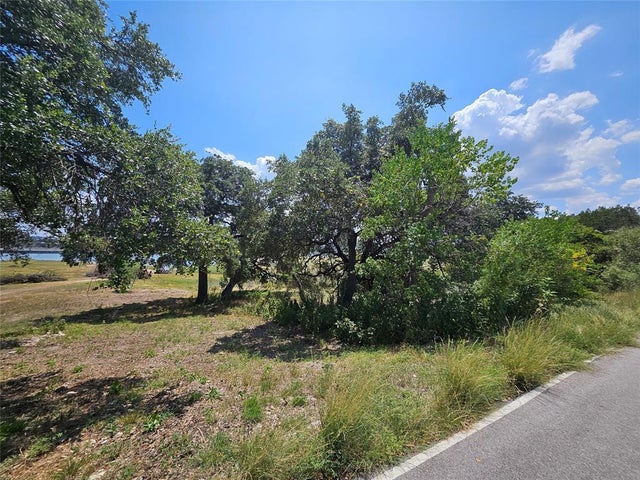 2913 Constitution Square, Lago Vista