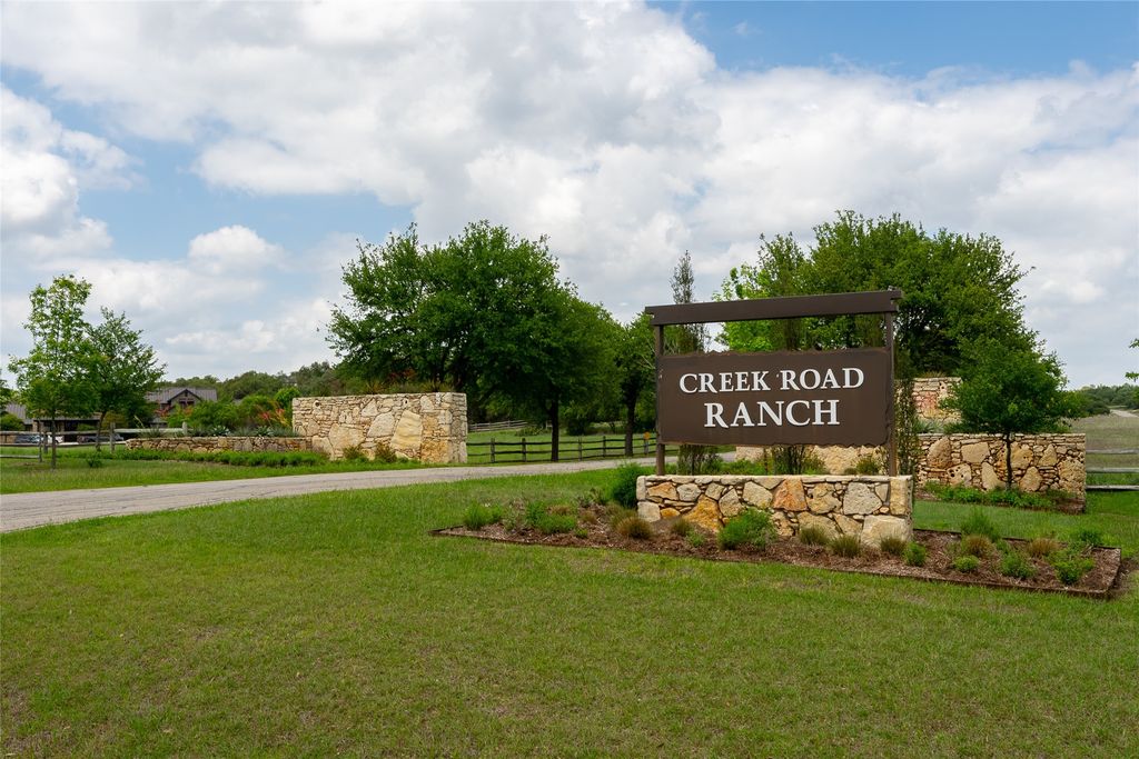 523 Dario Drive, Dripping Springs