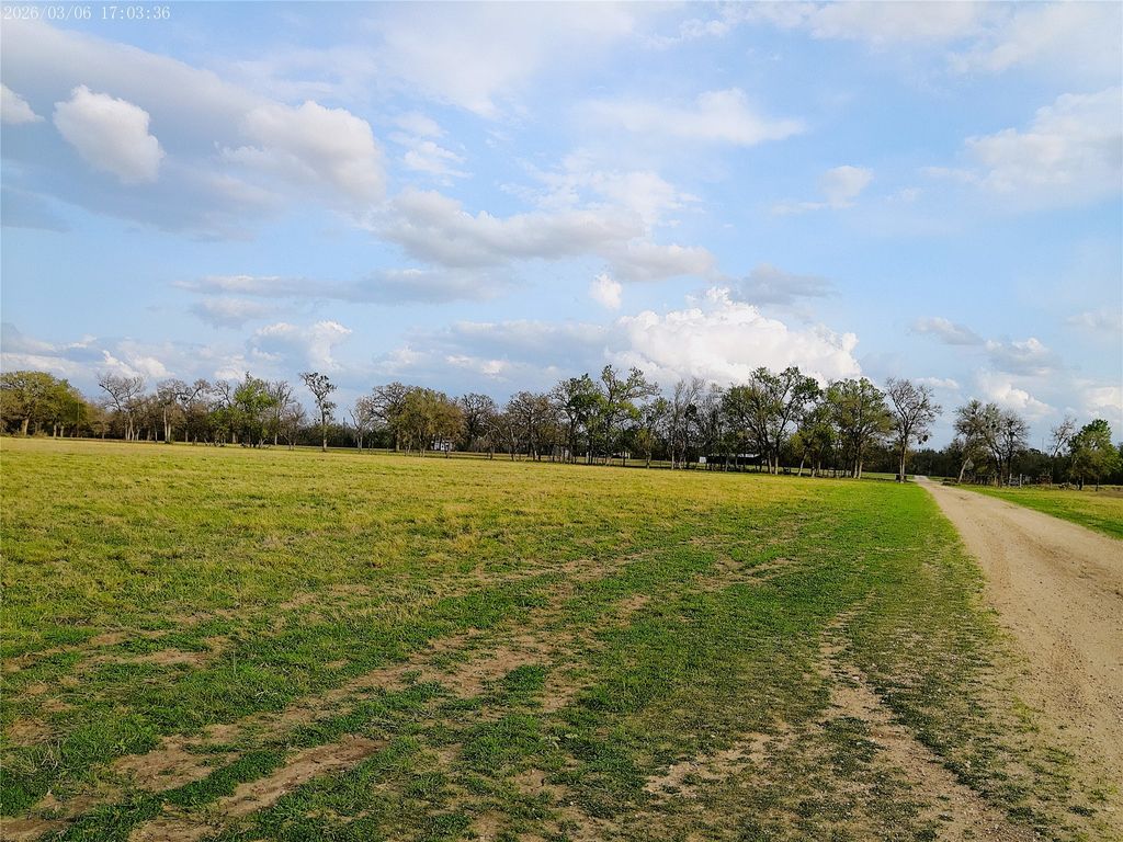 1042 Los Ranchitos Road, Cameron