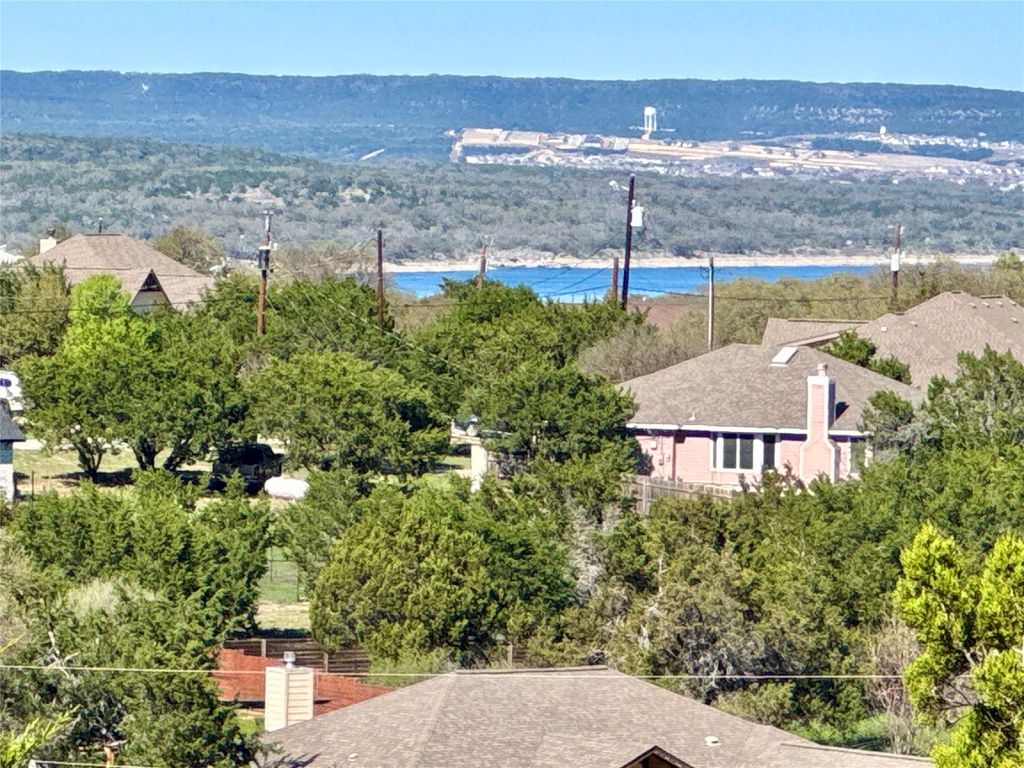 22122 Moulin Drive, Spicewood