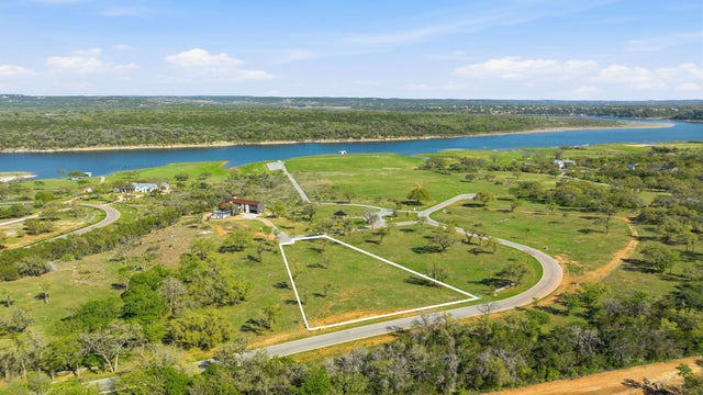 4 Creek Hollow Way, Spicewood