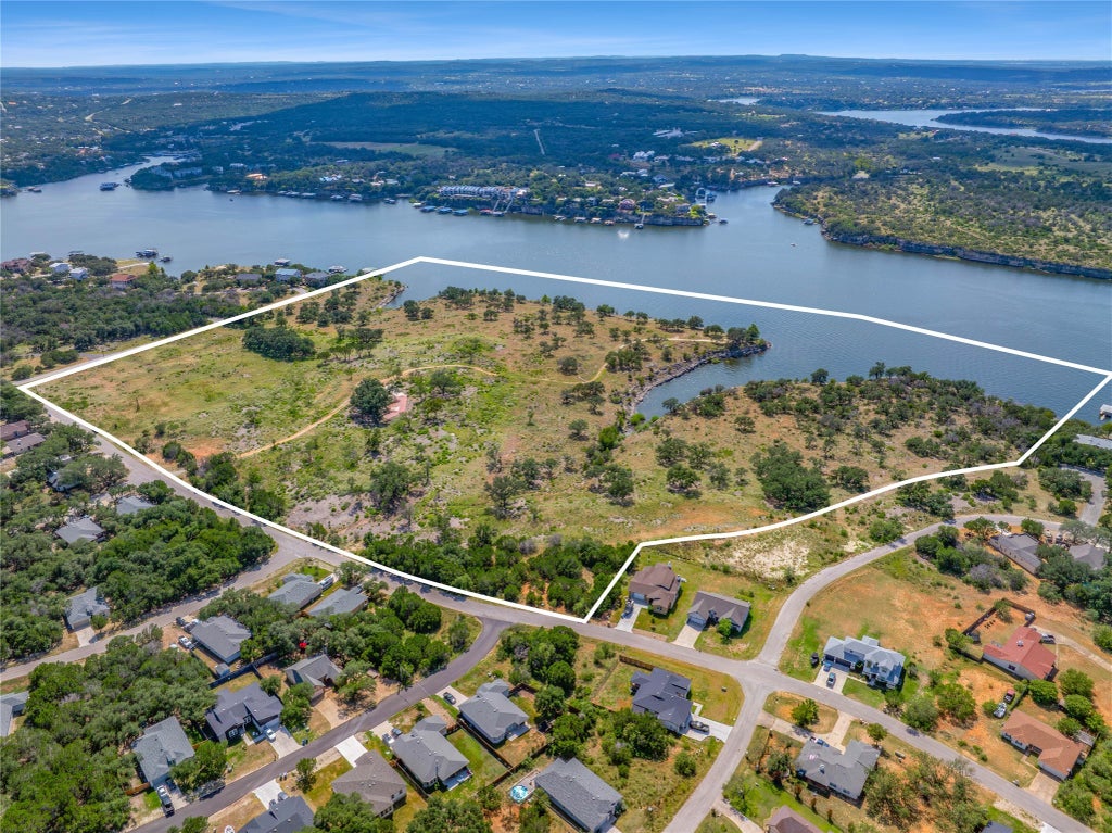 1902 Patriot Drive, Lago Vista