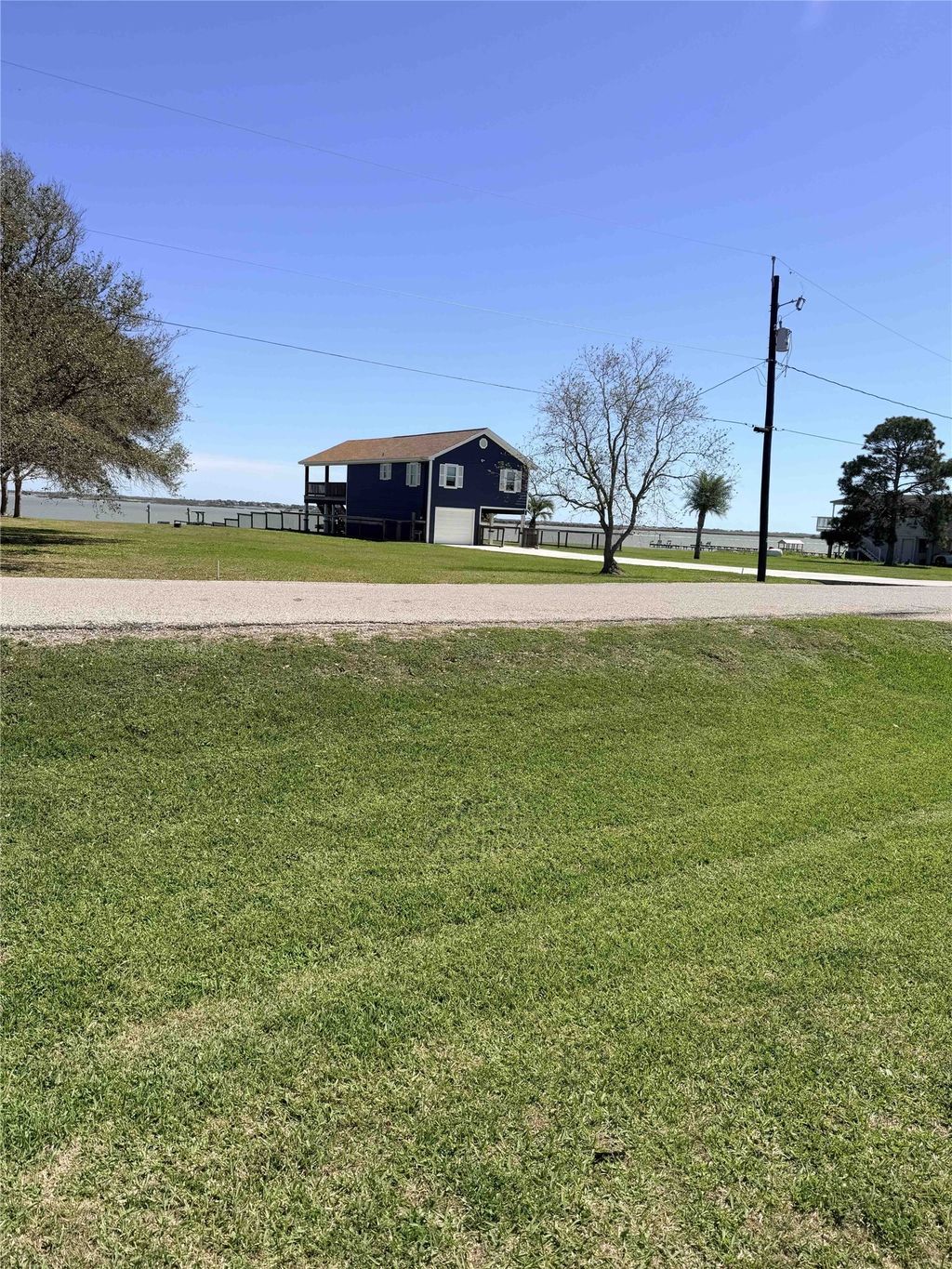 1912 Bayview Drive, Palacios