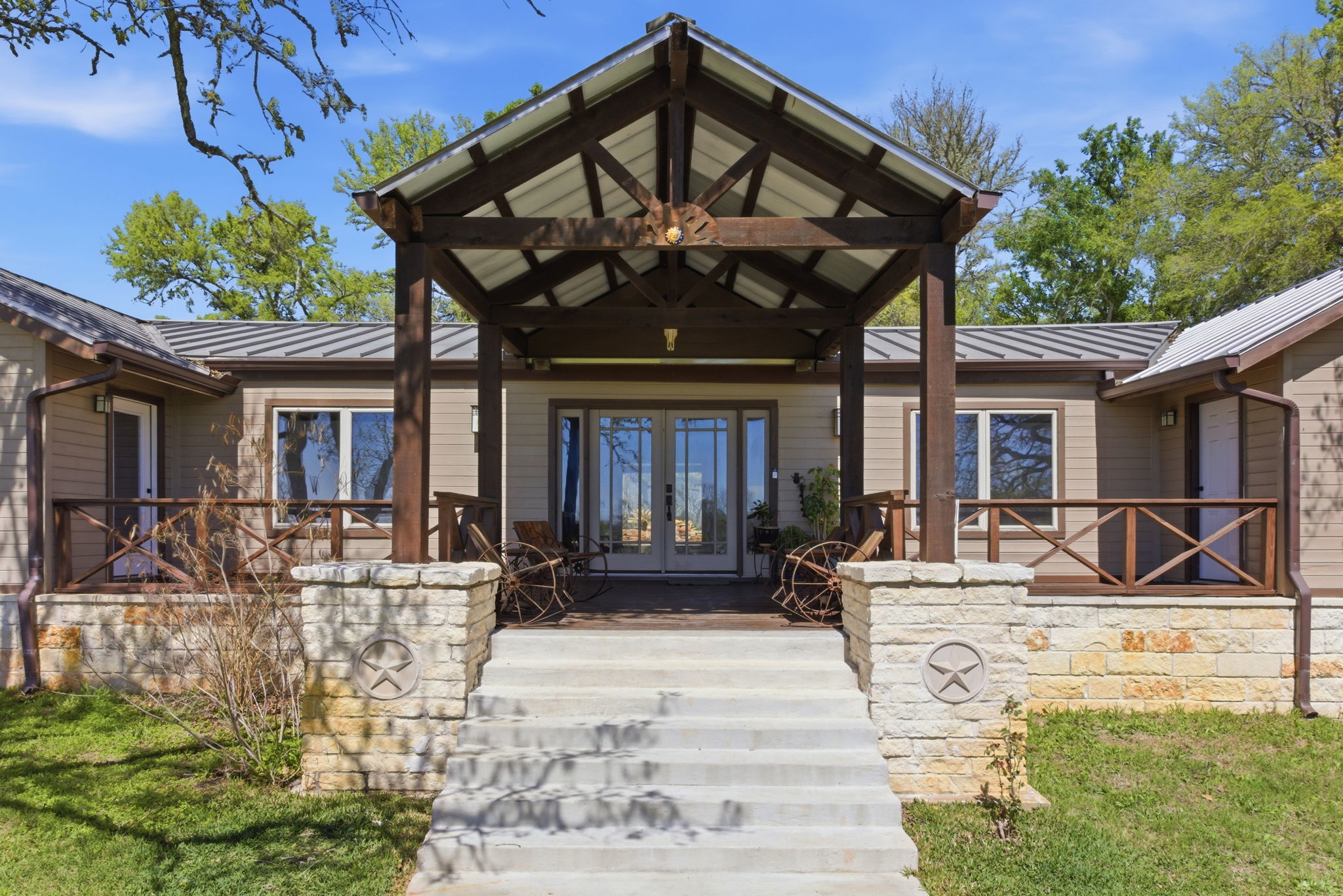 Photo of Listing #5070666