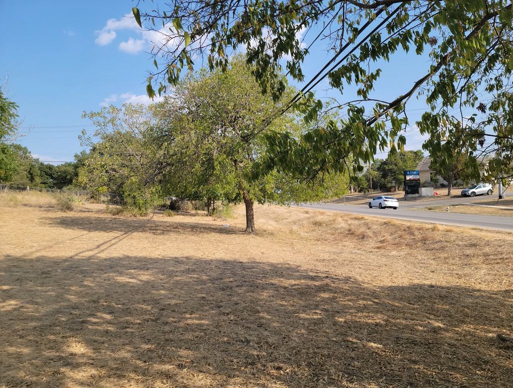1524 Rr 12 Circle, San Marcos