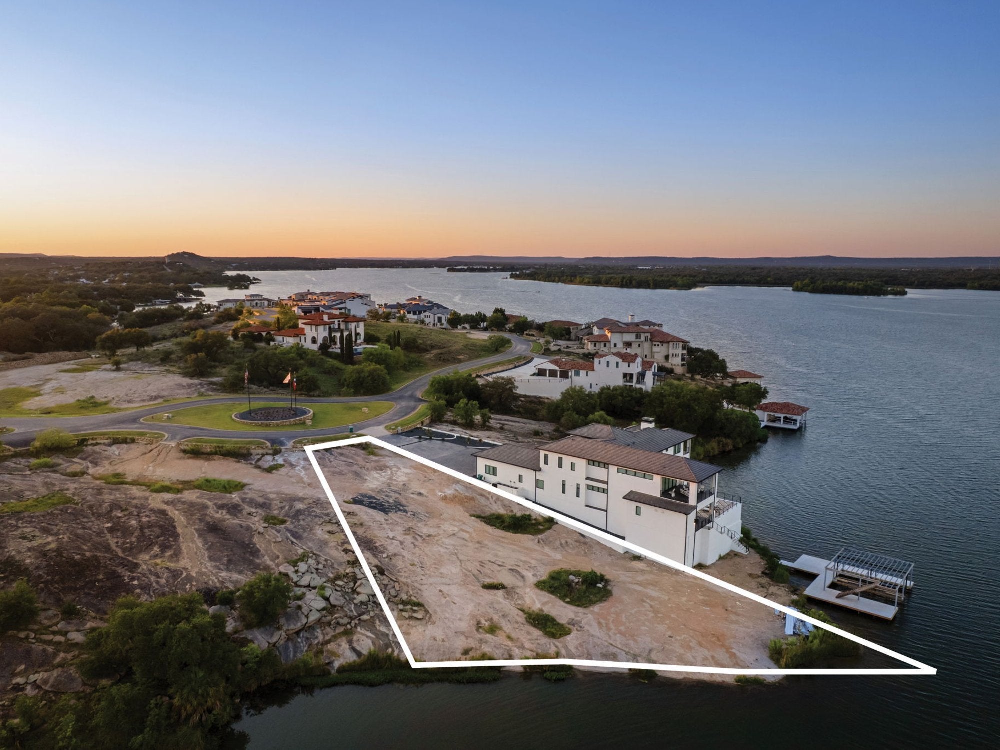 Photo of Listing #6488672