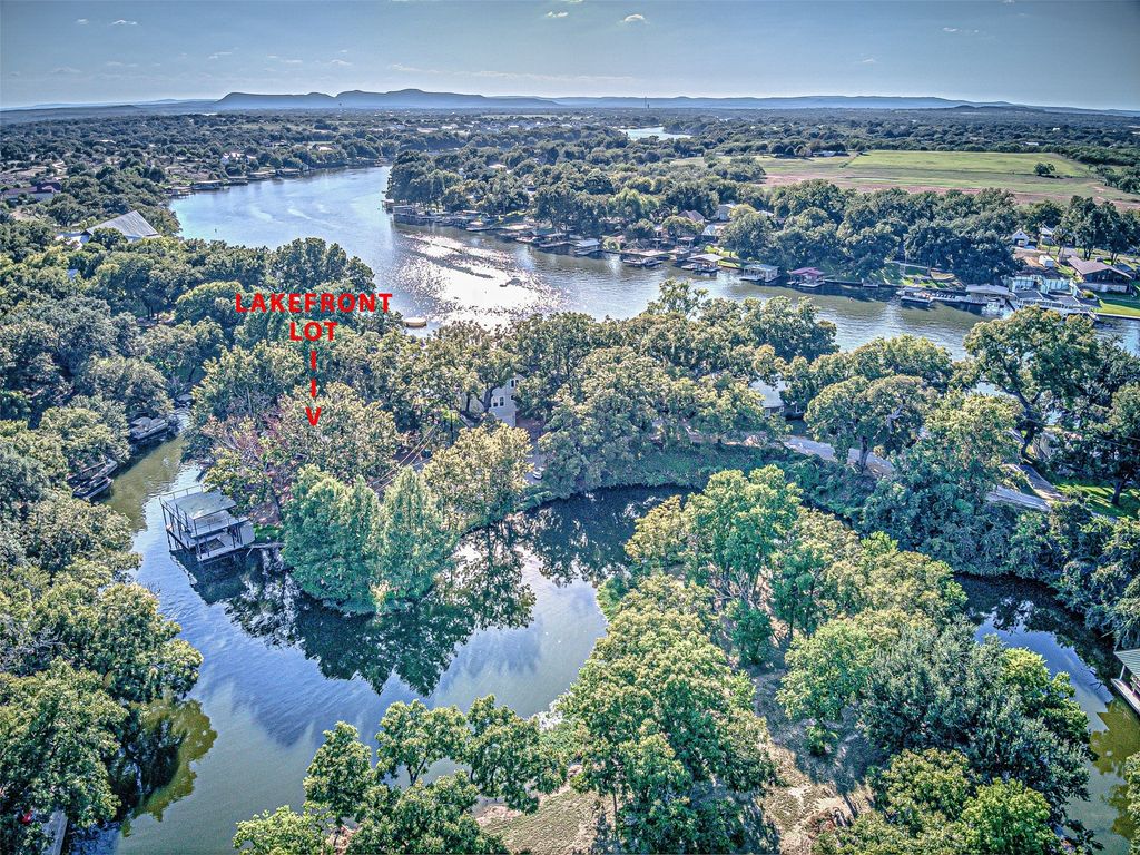 1336 S Lakeside Drive, Kingsland