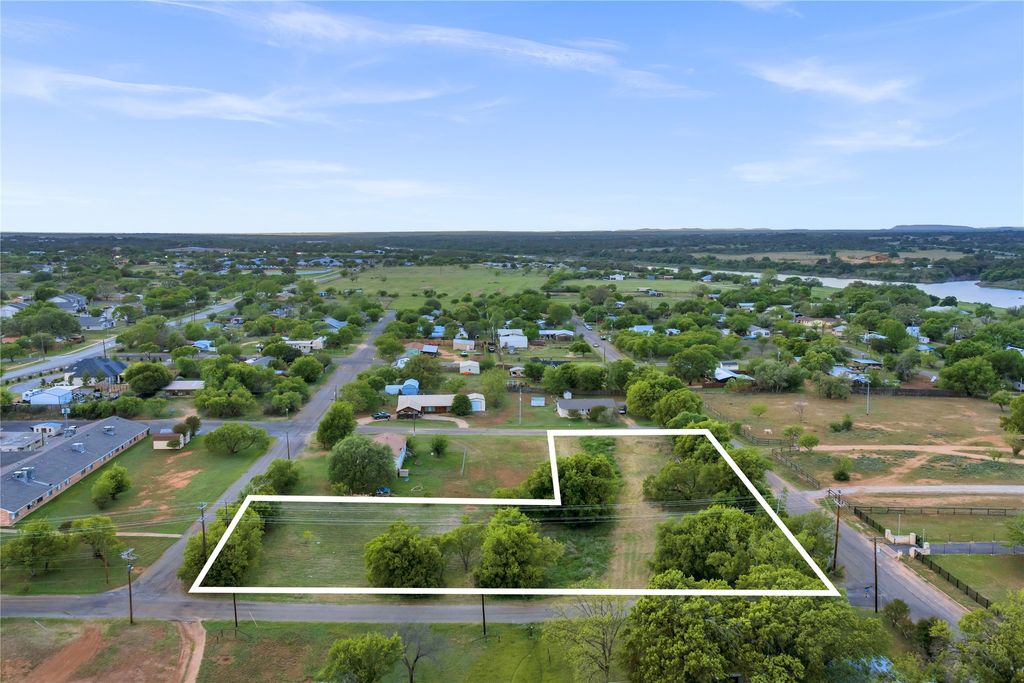 Tbd Luckenbach Street, Llano