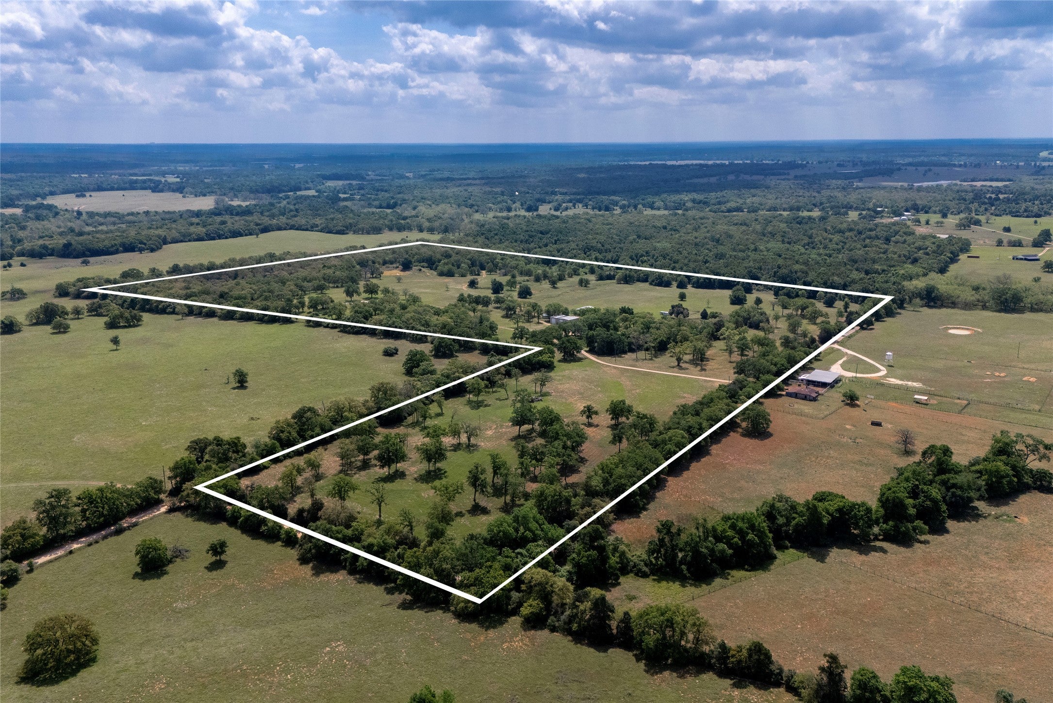 Photo of Listing #2351205