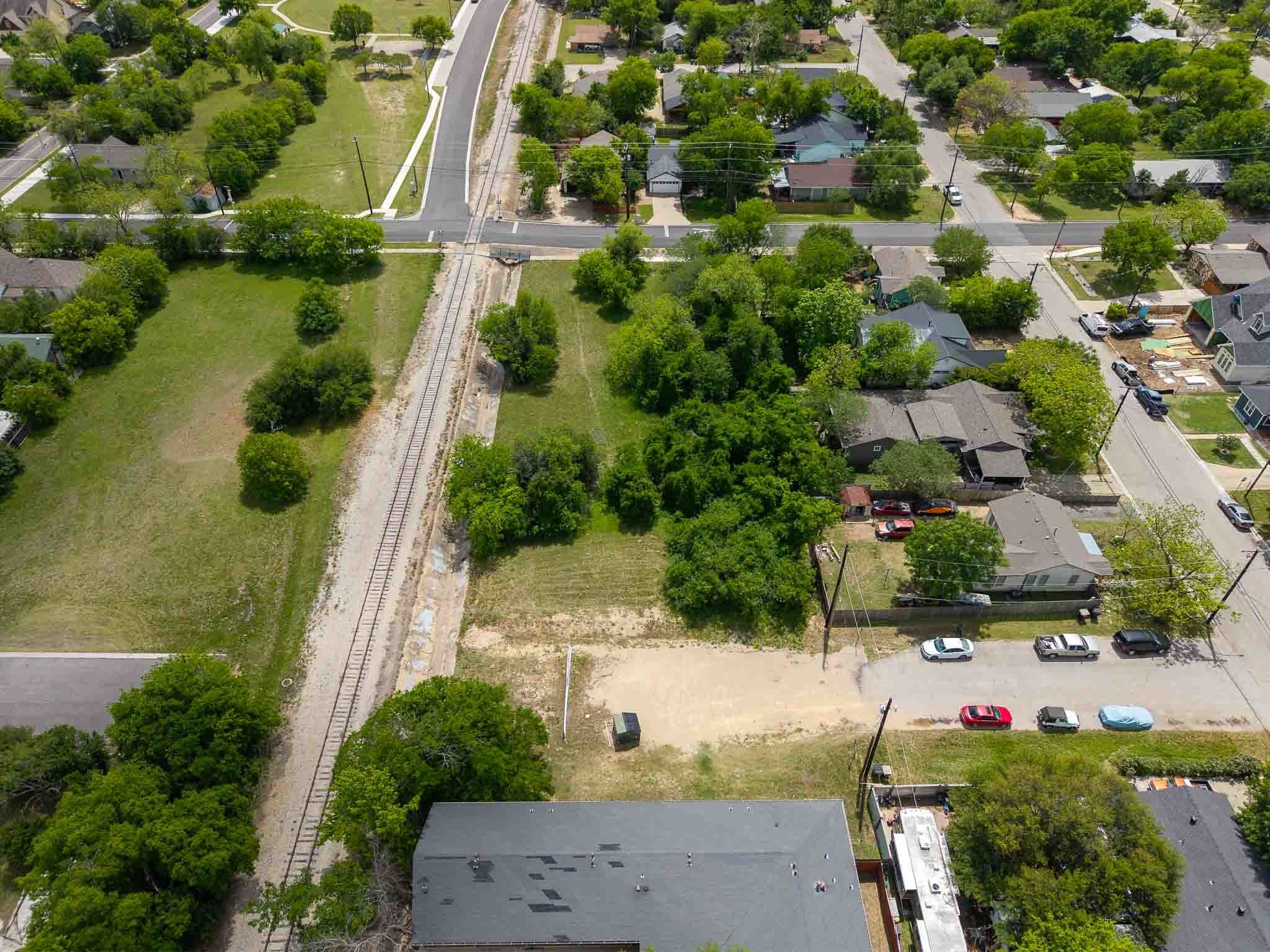 Photo of Listing #3932363