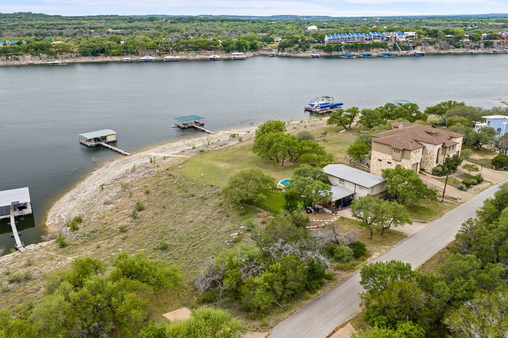 21909 Mockingbird Street, Lago Vista