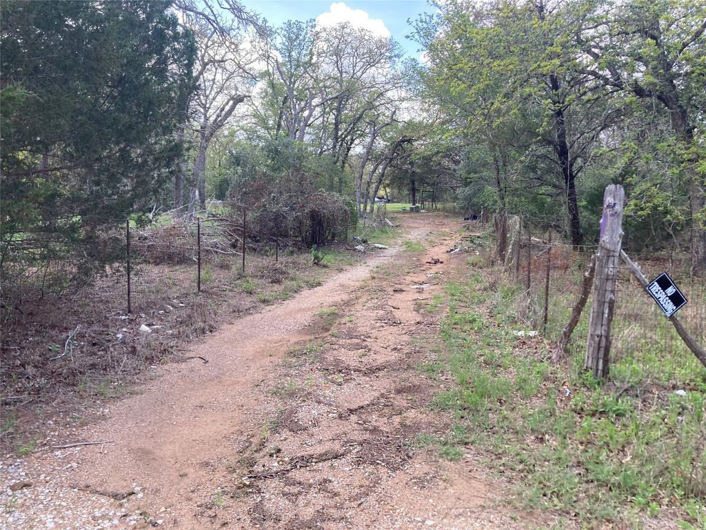 314 Green Oaks Drive Lot 14-c, Bastrop