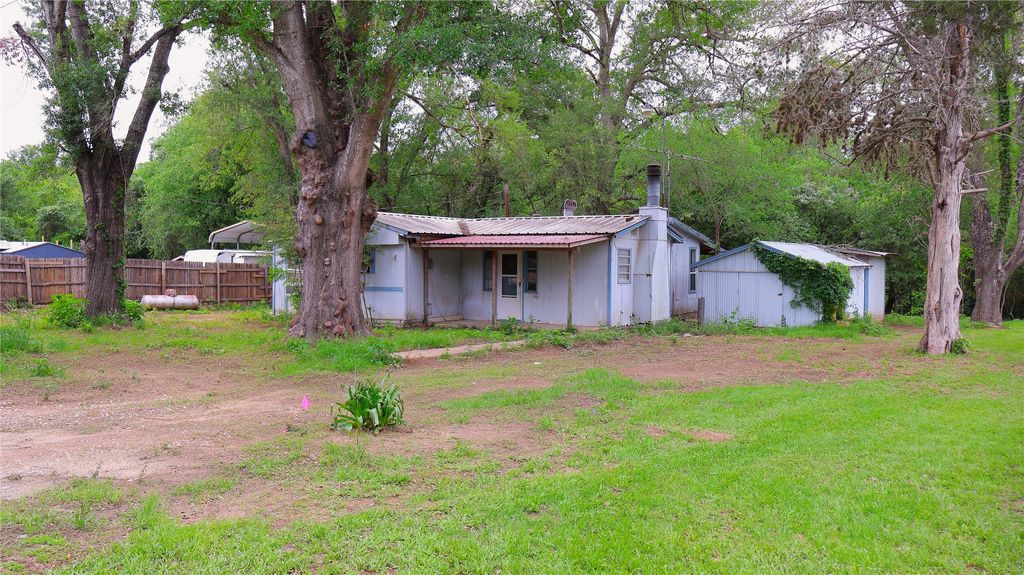 175 Ash Street, Bastrop