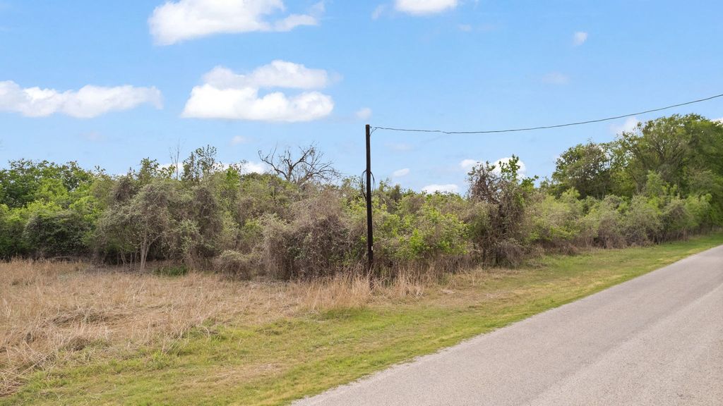 183 Kahana Lane, Bastrop