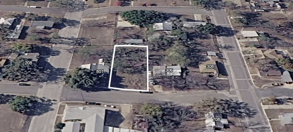 801 West Ave B #2 Avenue, Lampasas