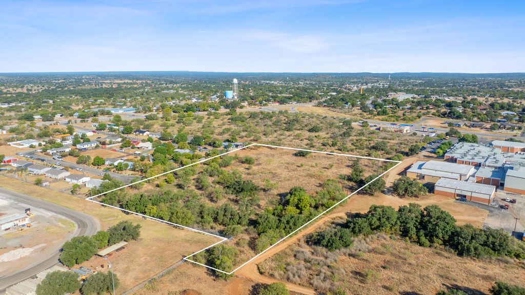Tbd Village Ln, Llano