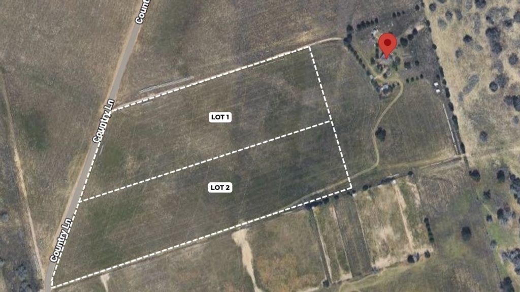 245 Country Lane, McDade