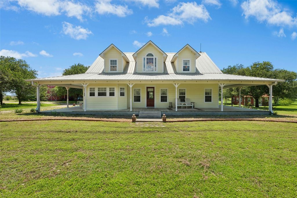 1610 County Road 463, Elgin