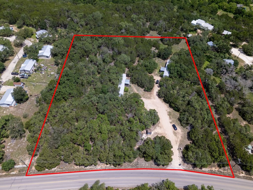 502 Wayside Drive, Wimberley