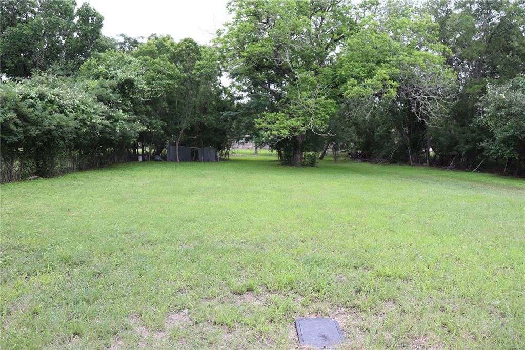 1006 Johnson Street, Lockhart