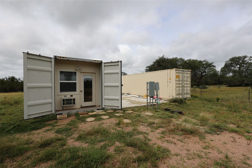 1399 Klett Ranch Road, Johnson City