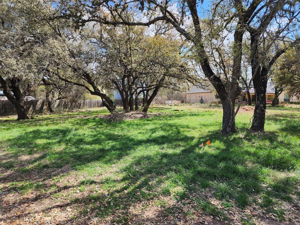 424 Coventry (lot 234) Road, Spicewood