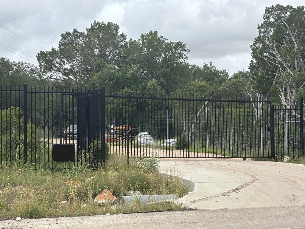1711 W Mccarty Lane, San Marcos