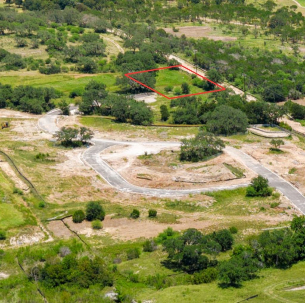 711 N Paleface Ranch Road 40, Spicewood