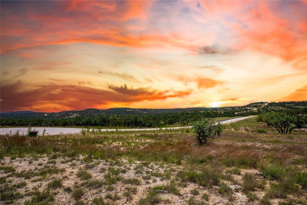 Lot 168 E Starview Cove Cove Lot 168, Blanco