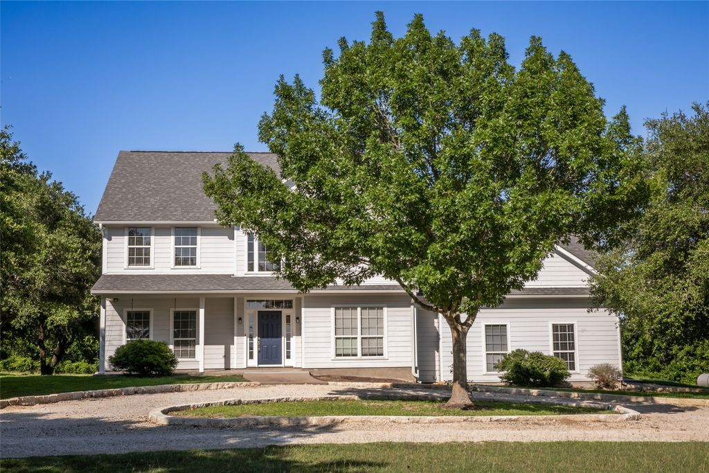 8660 Cedar Hill Road, Brenham