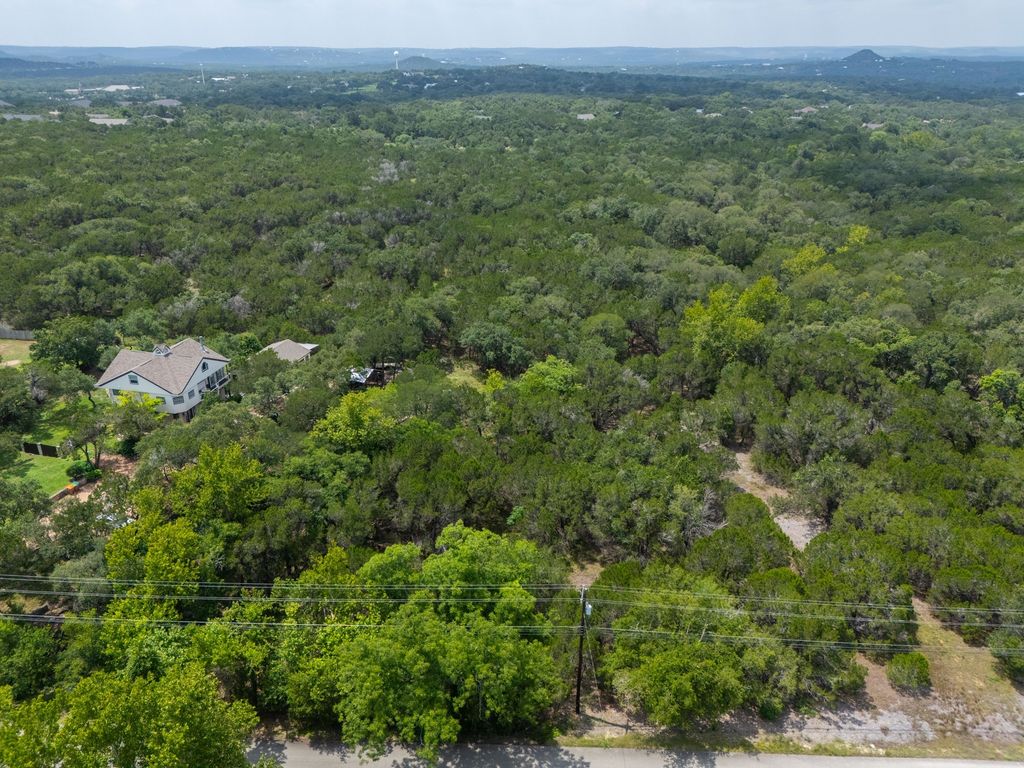 401 Mountain Crest Drive, Wimberley