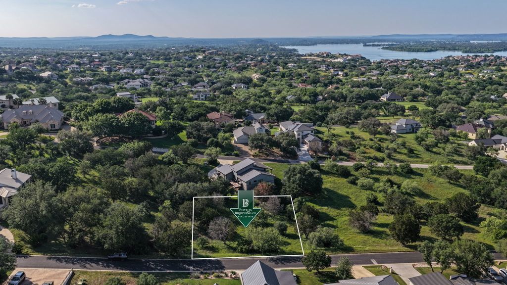 312 Hideaway Court, Horseshoe Bay