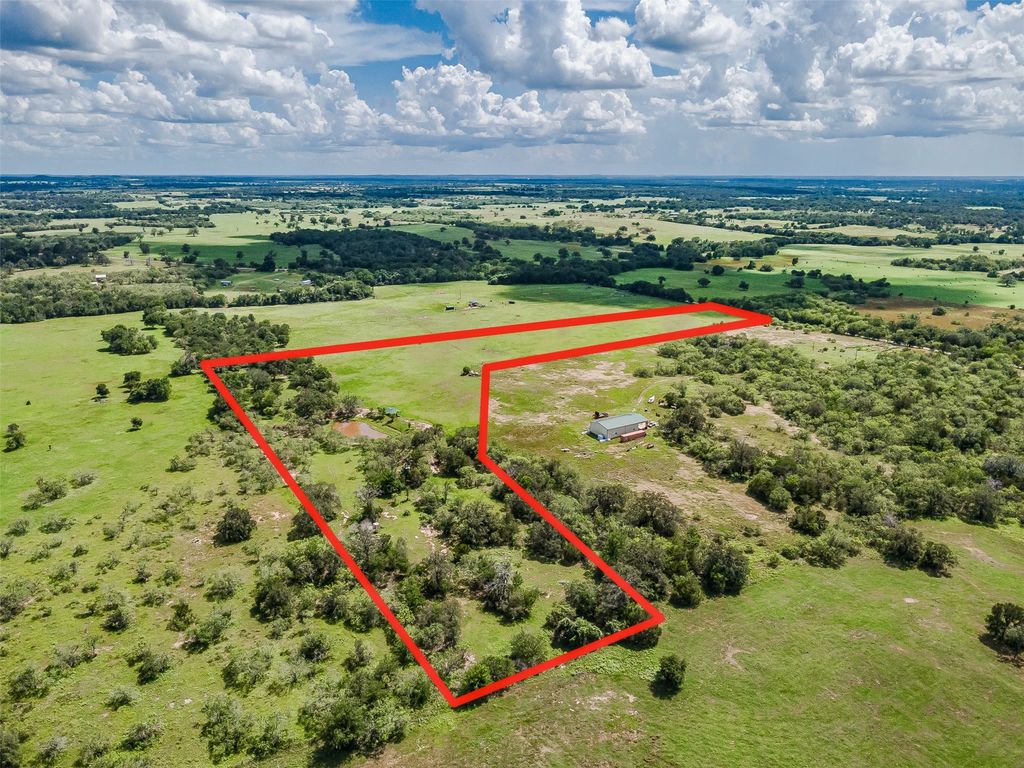 3109 Tenney Creek Road, Luling