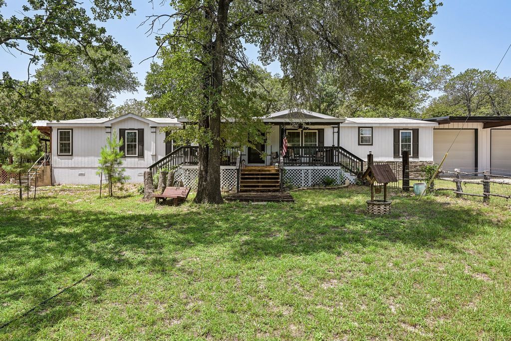 541 Hidden Oaks Drive, Elgin