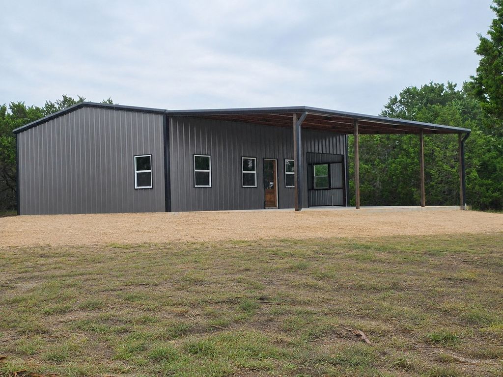 735 Cr 206, Lampasas