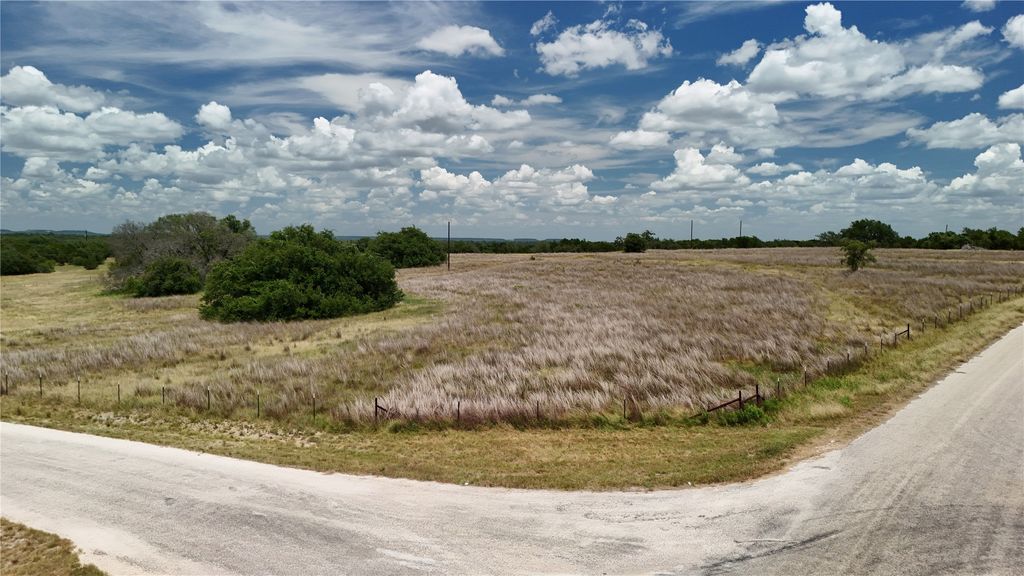266 Miller Creek Bluff, Briggs